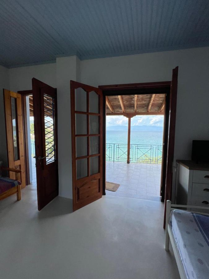 Villas Nies Seaside Appartments Szúrpi Kültér fotó