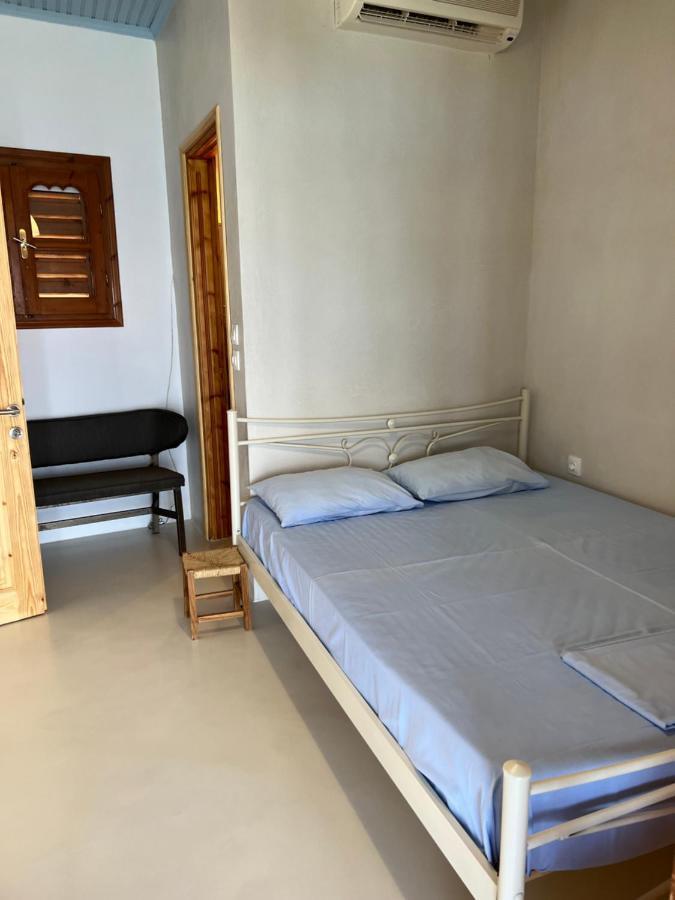 Villas Nies Seaside Appartments Szúrpi Kültér fotó