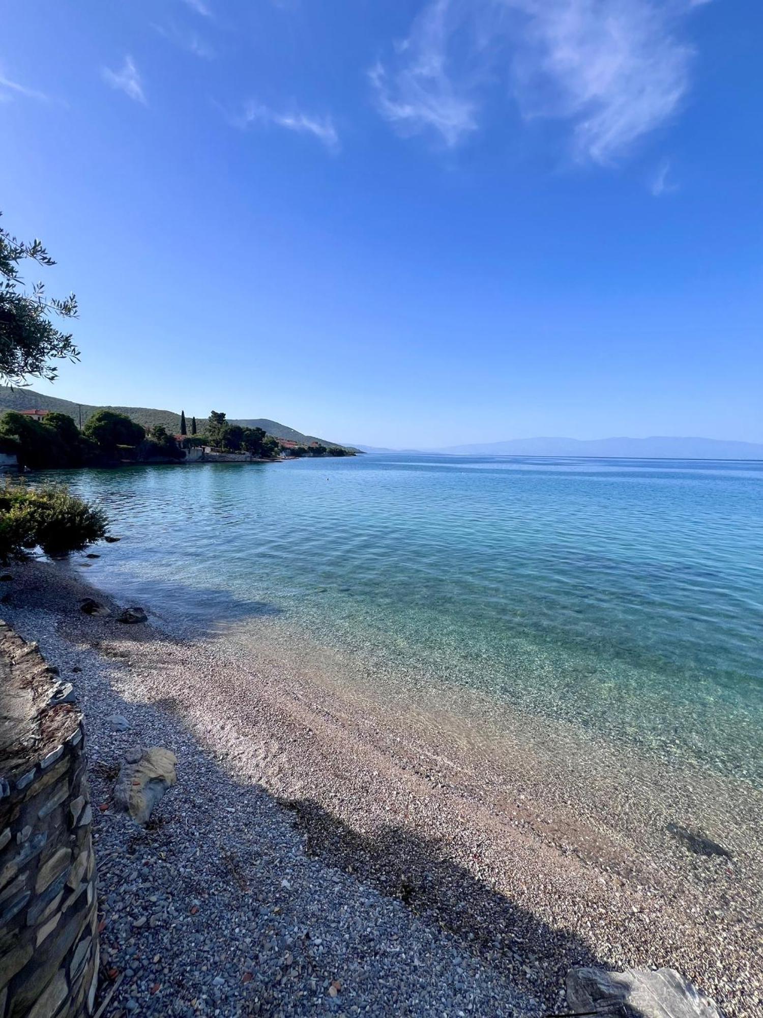 Villas Nies Seaside Appartments Szúrpi Kültér fotó